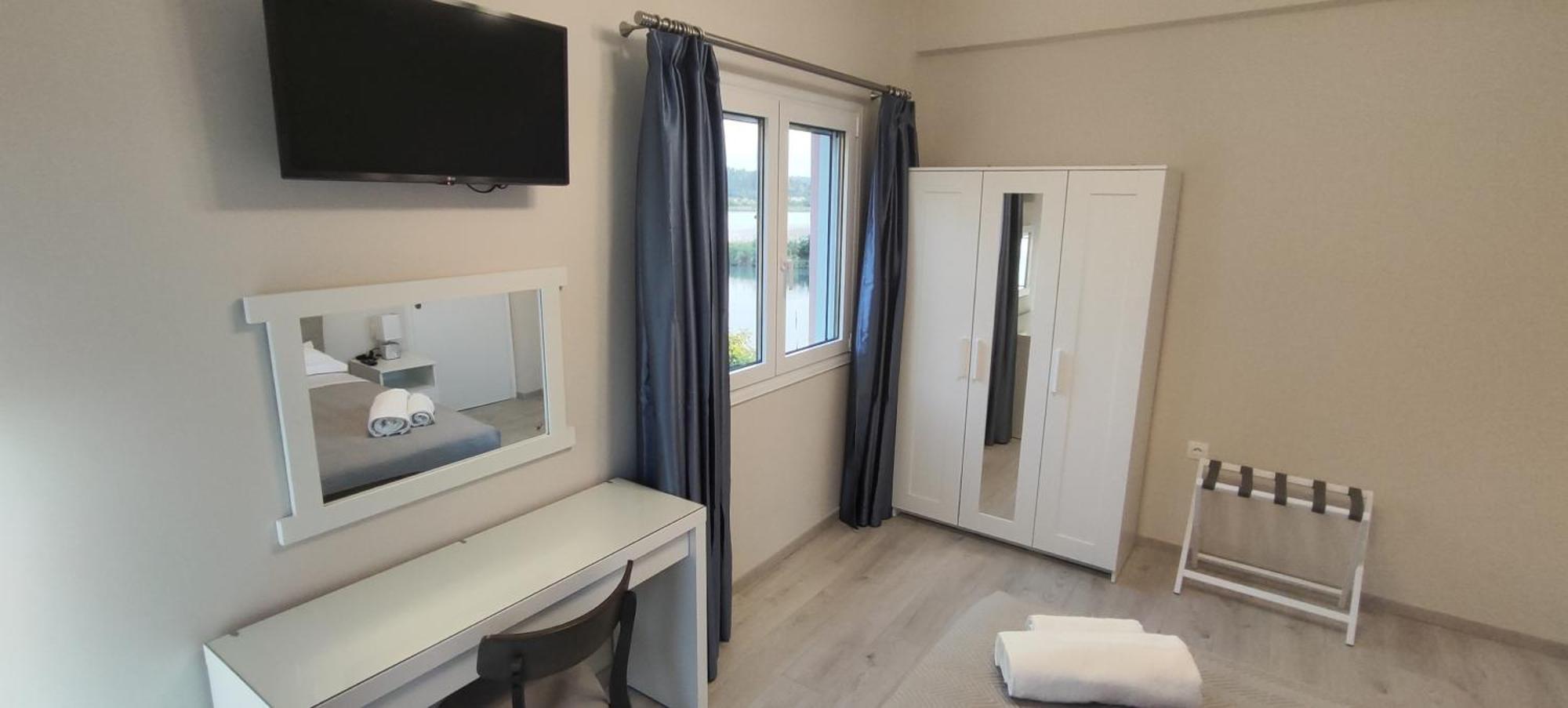 Anna Apartments Kanoni Перама Экстерьер фото